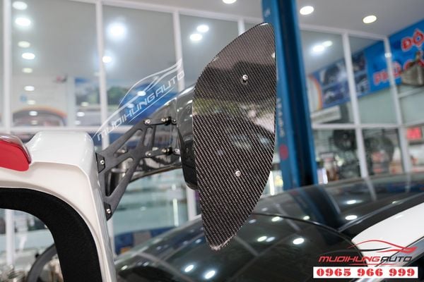 Gắn Đuôi Cá Carbon Mẫu Thể Thao Cho Xe Kia K5
