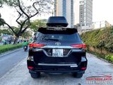 Lắp Cốp Nóc Phi Thuyền Màu Đen Cá Tính Cùng Baga 2 Thanh Ngang Cho Xe Fortuner