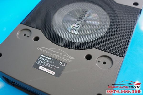 Gắn Loa Sub Blaupunkt XLf 180A Xe Hyundai Creta