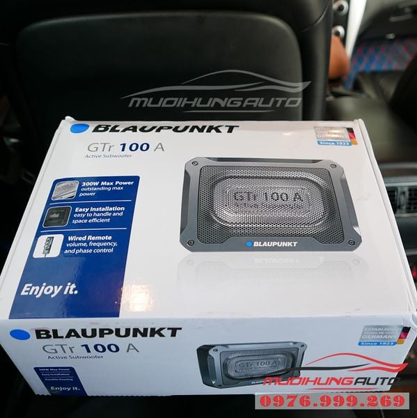 Gắn Loa Sub Gầm Ghế Blaupunkt GTR 100A Xe Mazda 3