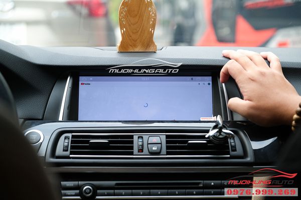 Gắn Màn Hình DVD Android Xe BMW 520I Zin Theo Xe