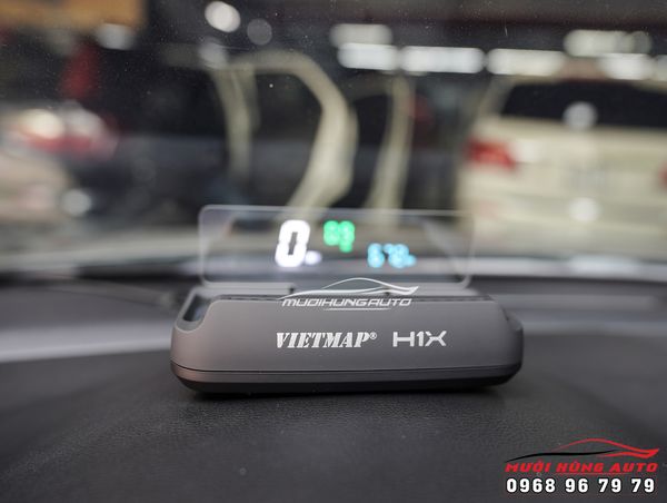 Bộ HUD Vietmap H1X Cảnh Báo Tốc Độ Và Camera Phạt Nguội Cho Mazda 3