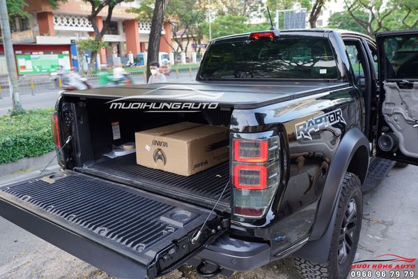 Nắp Thùng Gập 3 Tấm Thể Thao Cho Xe Ford Raptor