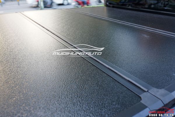 Nắp Thùng Gập 3 Tấm Thể Thao Cho Xe Ford Raptor