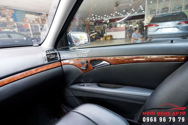 Ốp Gỗ Nội Thất Xe Mercedes C200 2009 Chuyên Nghiệp