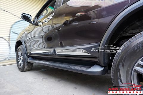 Gắn Phụ Kiện Ốp Hông Trang Trí Xe Toyota Fortuner 2021