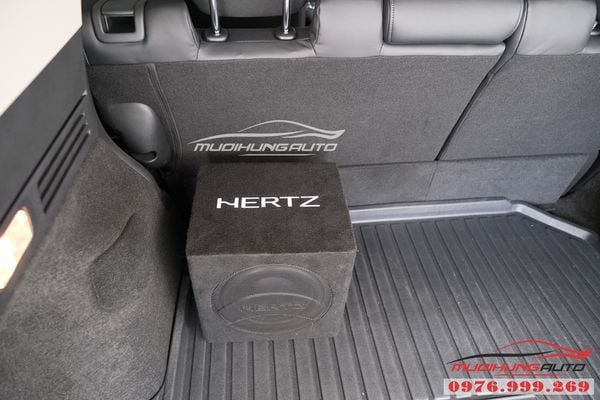 Gắn Sub Hơi Hertz Cho Xe Honda HRV 2020