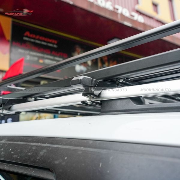 Baga Mui Xe Mitsubishi Triton 2022