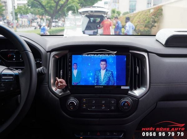 DVD Android Tích Hợp Camera 360 Cho Chevrolet Trailblazer Hiệu Zestech Z800 Pro+