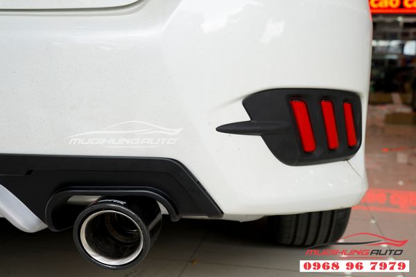 Honda Civic Độ Pô Akrapovic Đơn Chính Hãng