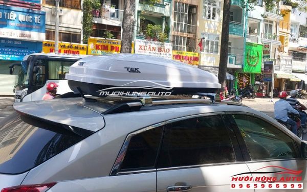 Gắn Cốp Nóc Để Đồ Kiểu Phi Thuyền Cho Xe Cadillac Uy Tín