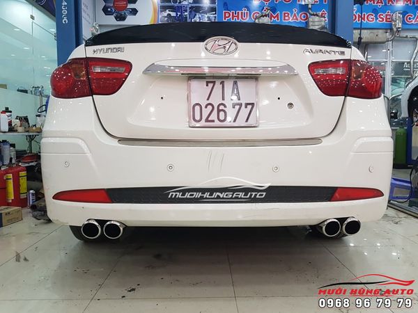 Mẫu Pô Inox Tròn Đôi Lắp Cho Xe Hyundai Avante Cao Cấp