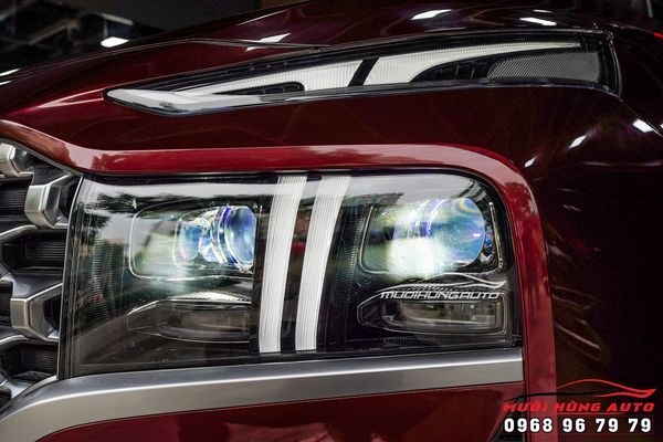 Nâng Cấp 4 Bi LED Domax Omega Laser Chất Lượng Cho Hyundai Santafe 2021
