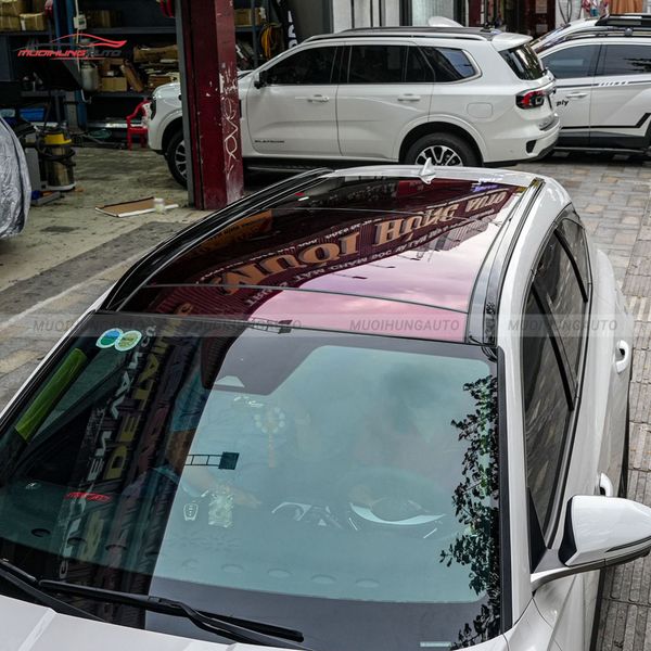 Dán Phim PPF TPU SUNROOF Cách Nhiệt Cửa Sổ Trời Xe Hyundai Tucson 2024