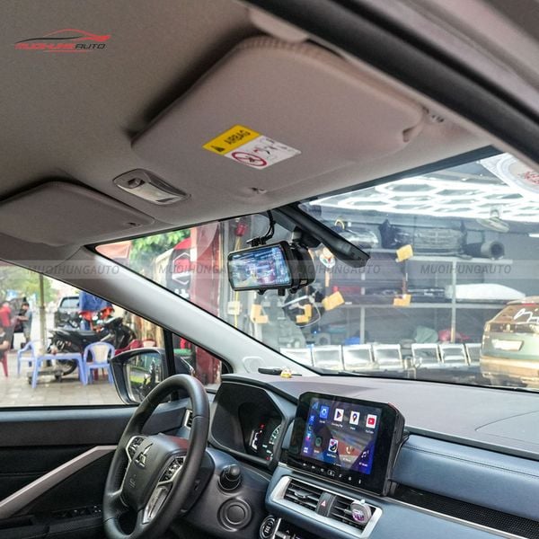 Gương Điện Tử AI ADAS UTOUR C3M Cho Xe Mitsubishi Xpander Cross 2024