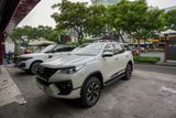 Lắp Baga Vuông Cao Cấp Cho Xe Toyota Fortuner 2017