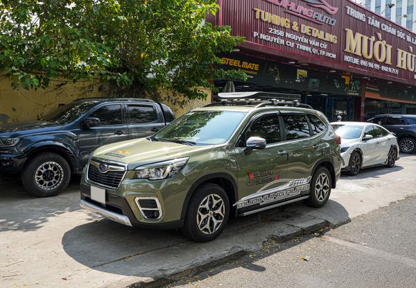 Lắp Bệ Bước Chân Hỗ Trợ Lên Xuống Xe Subaru Forester 2022