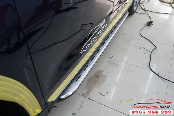 Lắp Bệ Bước Chân Xe Mazda CX8 2019 Mẫu Chấm Bi Dài