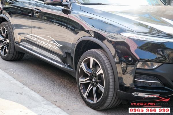 Lắp bệ bước chính hãng cho Vinfast LUX SA