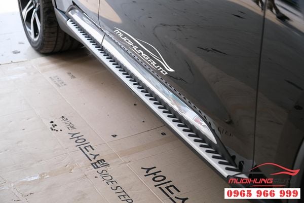 Lắp bệ bước chính hãng cho Vinfast LUX SA