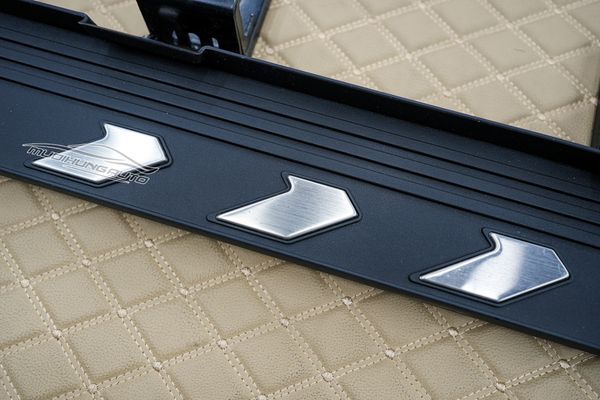 Lắp Bệ Bước Lên Xuống Cho Xe Peugeot 5008 2019 - 2020 Tại TPHCM