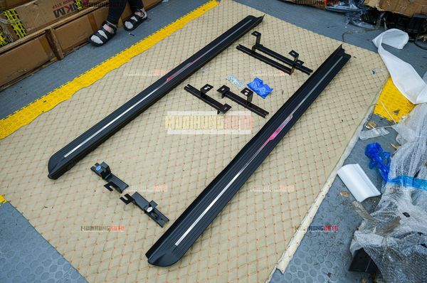 Lắp Bệ Bước Lên Xuống Cho Xe Volkswagen Teramont 2021