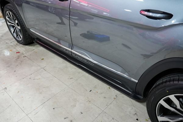 Lắp Bệ Bước Lên Xuống Cho Xe Volkswagen Teramont 2021