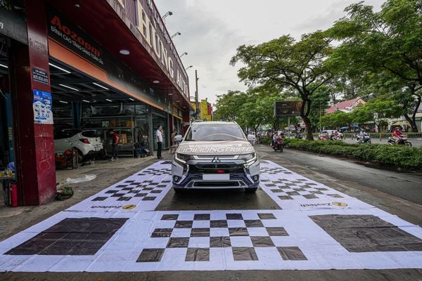 Lắp Camera 360 Zestech Z311 Cho Xe Mitsubishi Outlander Chính Hãng