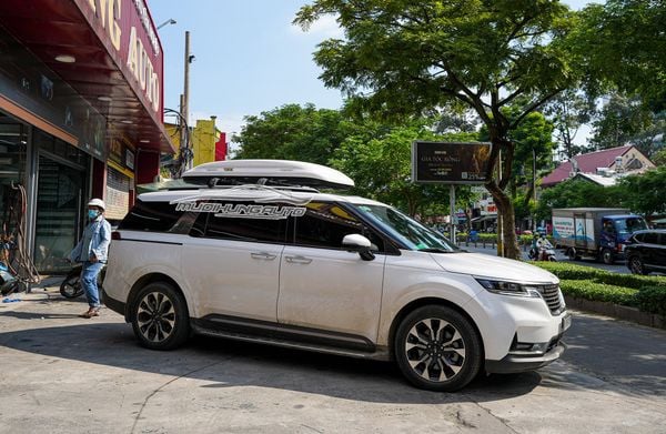 Lắp Cốp Nóc Để Đồ Dung Tích 500L Cho Xe Kia Carnival 2022