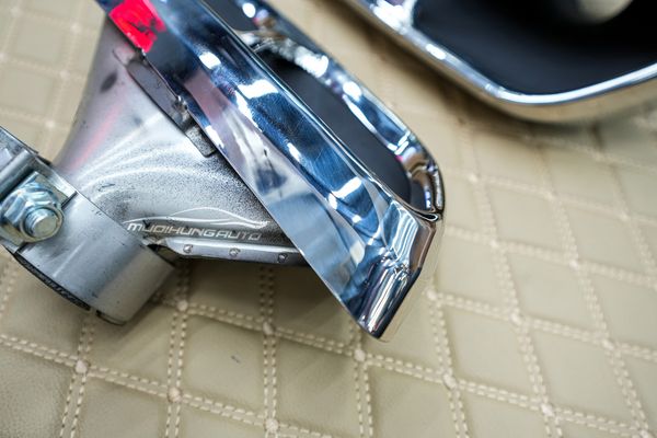 Mẫu Đuôi Pô Inox Thể Thao Cho Ô Tô Kiểu Range Rover