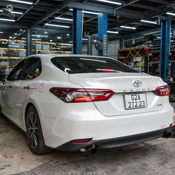 Lắp Đặt Pô Nguyên Cây XEX 2 Chế Độ On - Off Cho Xe Toyota Camry 2022