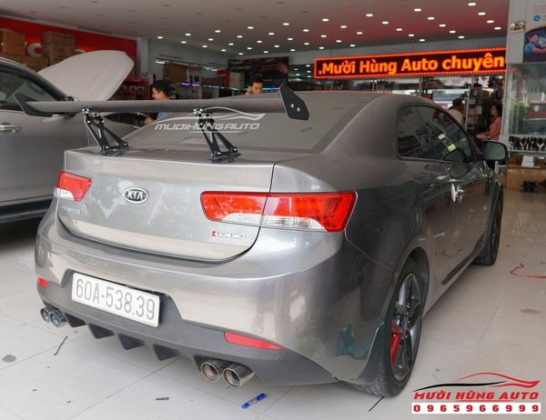 Lắp Đuôi Cá Cao Cho Xe Kia Cerato Uy Tín Tại TPHCM