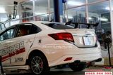 Lắp Đuôi cá  có đèn Toyota Vios 2019 tại TPHCM