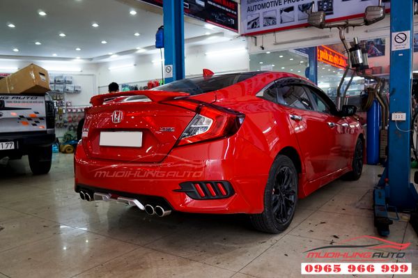 ĐUÔI CÁ HONDA CIVIC ĐỎ CÓ ĐÈN ZIN THEO XE