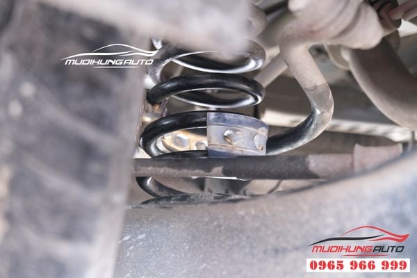 Lắp giảm chấn cho Toyota Fortuner uy tín