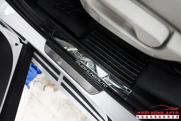 Bộ Phụ Kiện Nẹp Bước Chân Cho Kia Sorento 2021 Chất Lượng - Phần Trong