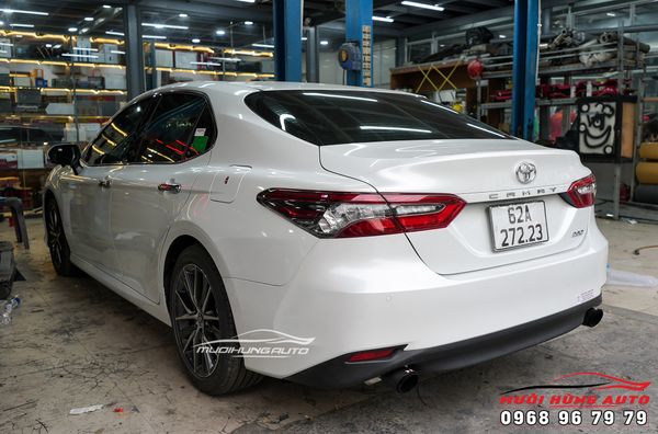 Lắp Đặt Pô Nguyên Cây XEX 2 Chế Độ On - Off Cho Xe Toyota Camry 2022