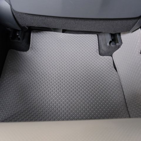 Lắp Thảm Lót Sàn Kata Cho Xe Lexus Chính Hãng