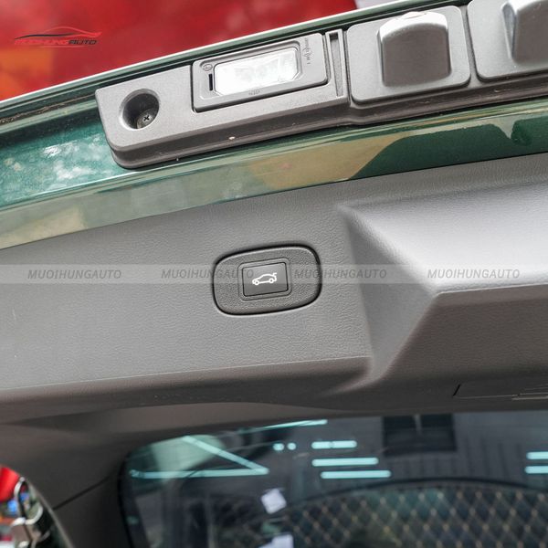 Cốp Điện Ô Tô Vinfast VF8 2024