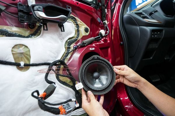 Độ Âm Thanh Alpine Cho Xe Honda CRV 2022 - Nhận Ngay Ưu Đãi Lên Đến 5.000.000 VNĐ