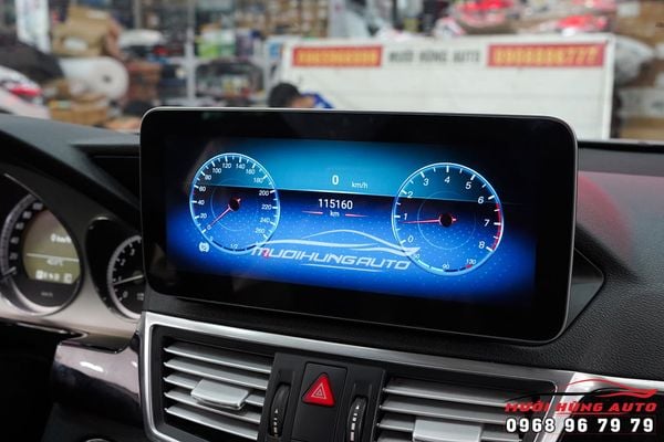 Lắp Đặt Màn Hình Android Cao Cấp Cho Mercedes E250 Tại TPHCM