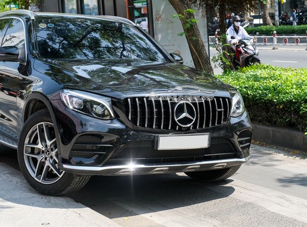 Mặt Ga Lăng Mẫu GLC63 Cao Cấp Cho Xe Mercedes GLC 2020