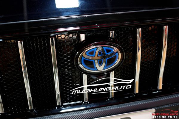 Độ Mặt Ga Lăng Cho Xe Toyota Corolla Cross Siêu Thể Thao