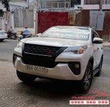 Mặt ga lăng Toyota Fortuner 2019 mẫu cao cấp