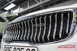 Nâng Cấp Mặt Ga Lăng Cho Xe Kia Sedona