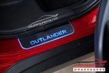 Nẹp Bước Chân Outlander  2020 Có Đèn LED Chạy Cao Cấp