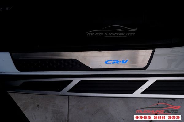 Nẹp Bước Chân Trắng Có Đèn Led CRV 2018, 2019