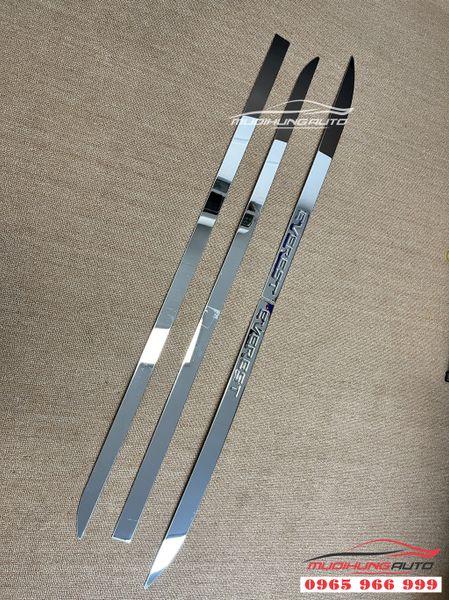 Nẹp hông zin theo xe Ford Everest 2019 chính hãng