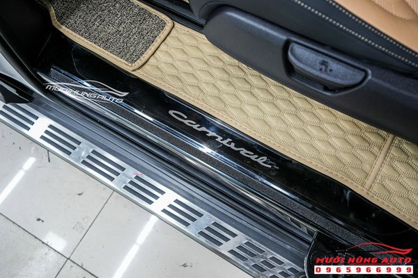 Bộ Nẹp Bước Chân Titan Cho Xe Kia Carnival 2022 Chính Hãng