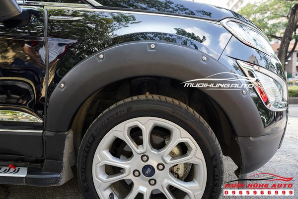 Tổng Hợp Các Món Phụ Kiện Trang Trí Siêu Đẹp Cho Ford Ecosport